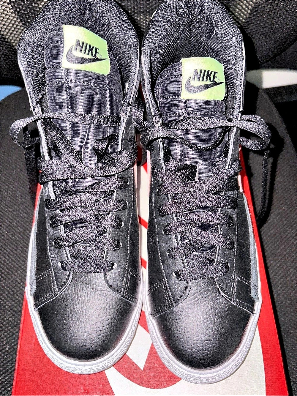 Nike Blazer Mid '77 US 6.5Y Black Pink Nikes